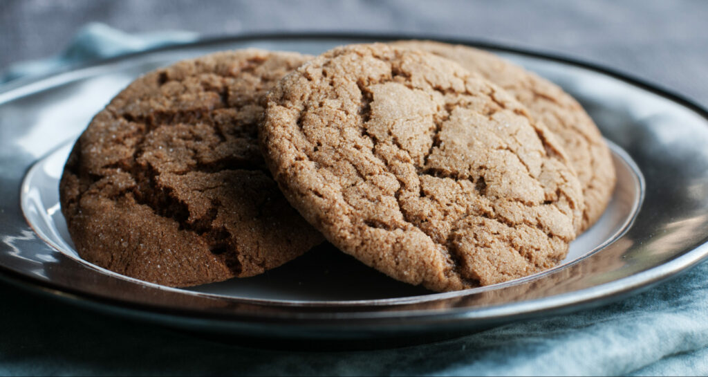 Vegan Molasses Cookie Recipe With Receptra CBD